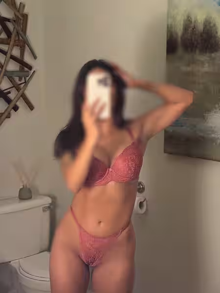 Escort/Massage Soraya in Minneapolis, MN