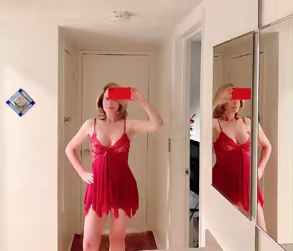 Escort/Massage Jenny in the Valley in Sherman Oaks, CA