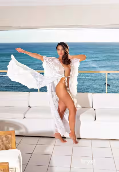 Escort Samantha Rivers in Honolulu - Waikiki, HI