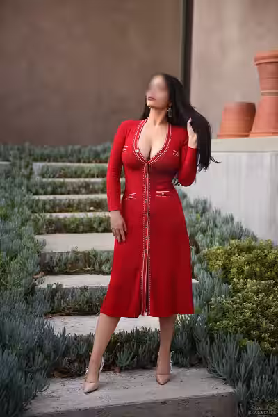 Cherie Fields - Escort in Beverly Hills, CA