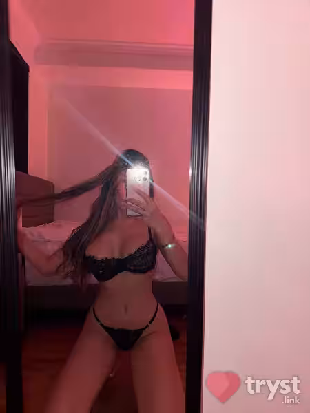 Lucia - Escort/Massage in Sherman Oaks, CA