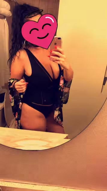 companion/Massage Lyndsay in Roseville, MN